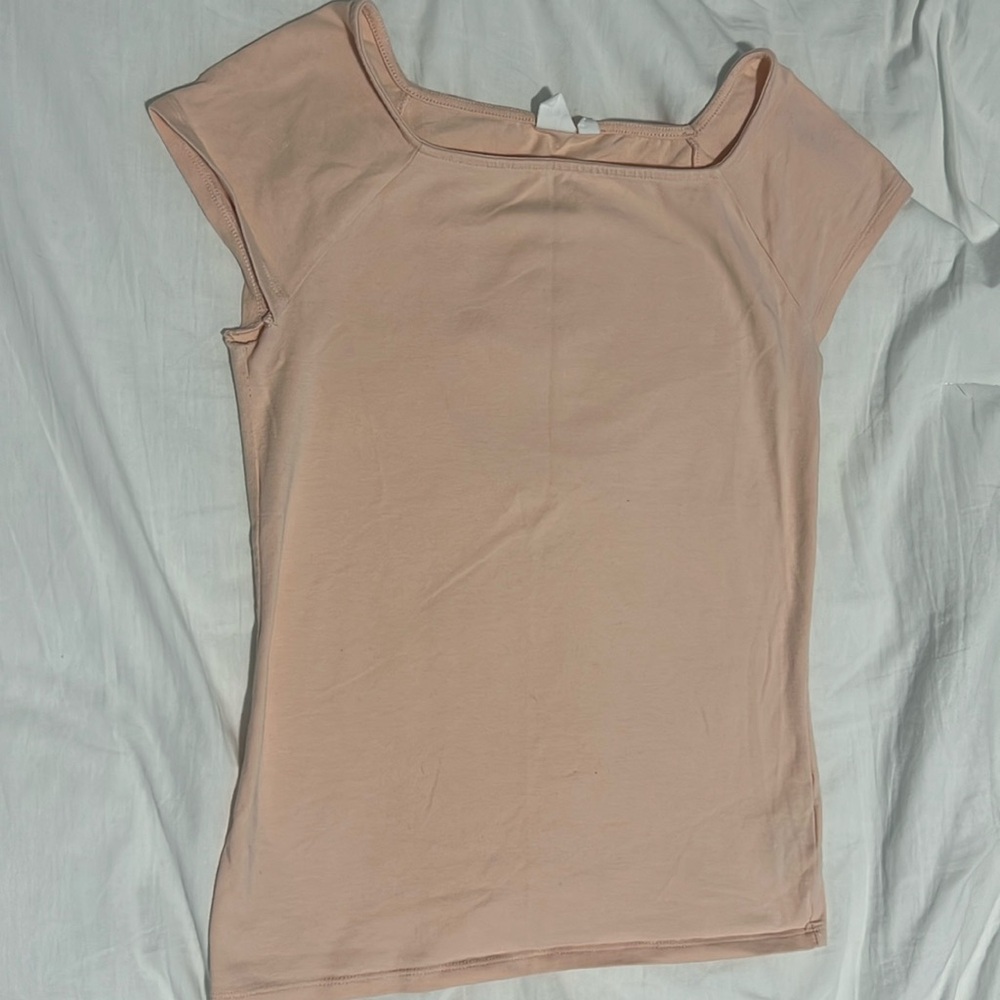 Light Pink Short Sleeved Gap Top